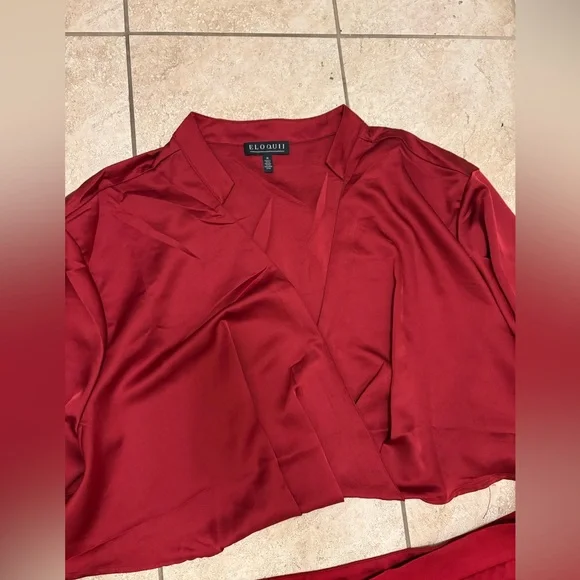 ELOQUII 2-PIECE CRANBERRY PANTS SUIT 24/26 - Picture 8 of 8